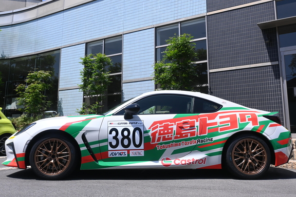 徳島トヨタレーシング2024 | 徳島トヨタ自動車株式会社