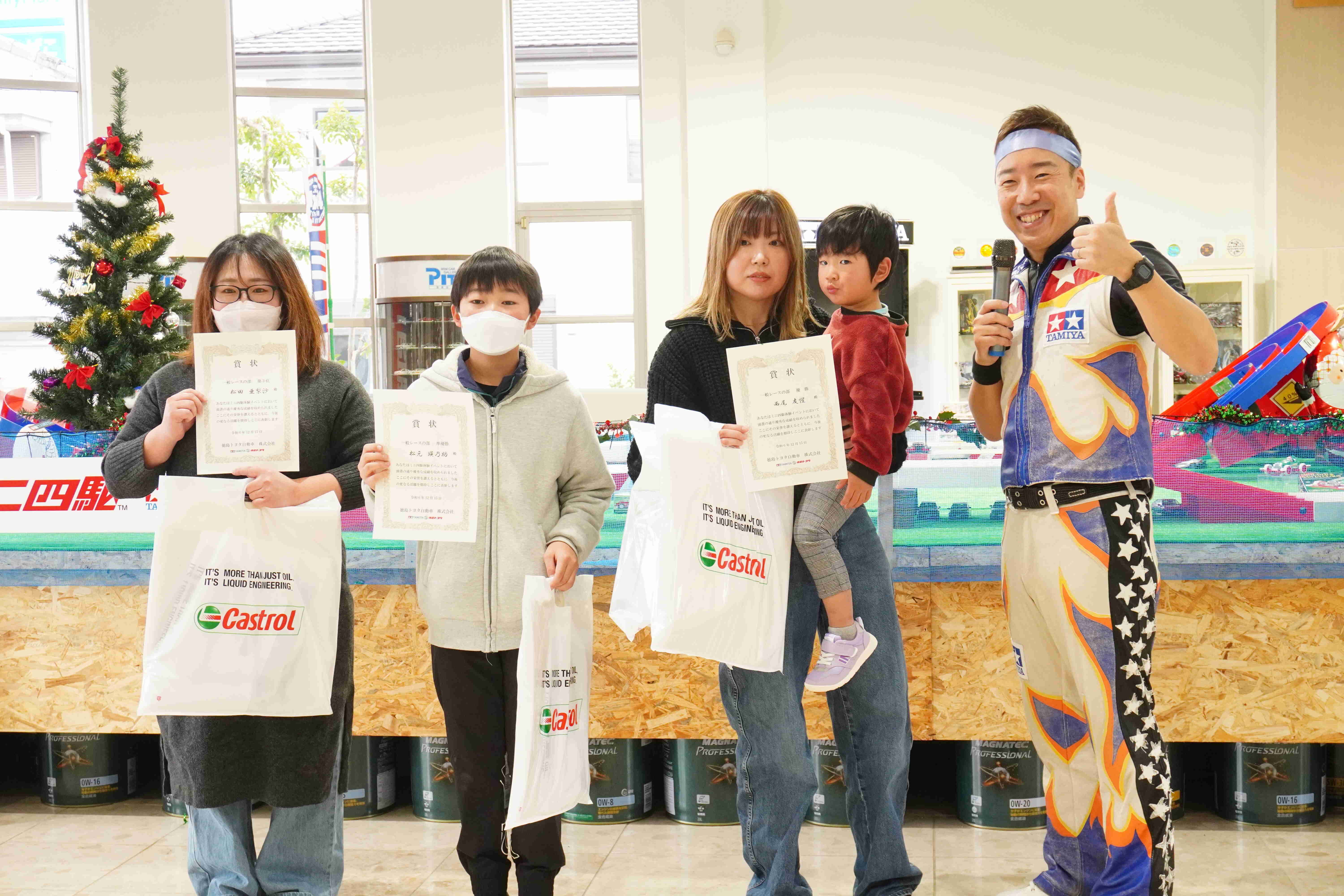 TAGTAG CHRISTMAS MARCHE　ミニ四駆