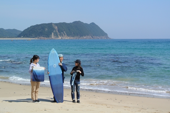 永原レキ　空海藍サーフボード